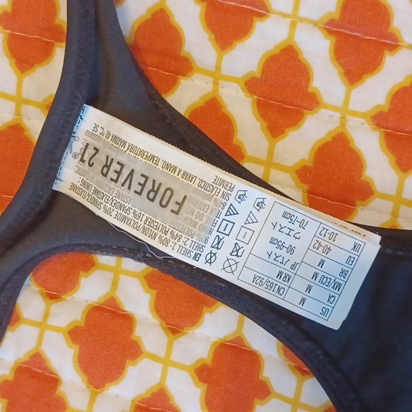 Forever 21 Cropped Zip Up Tank, NWOT - Picture 5 of 6